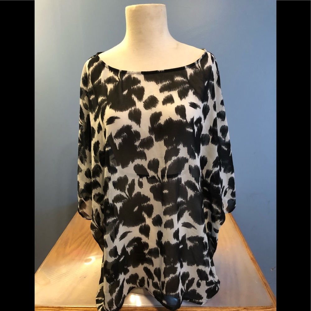 BCBGMaxAzria sheer top XL